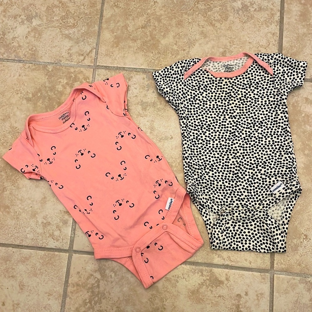 Set of 2 Baby Girl Bodysuit Sleepers 0-3M